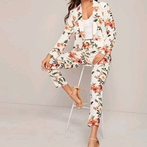 Floral pant suit set